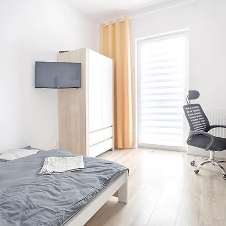 Lake&city - Komfortowe Blisko Majaland, Jeziora, Lasu Oraz Serca Trojmiasta Apartment *