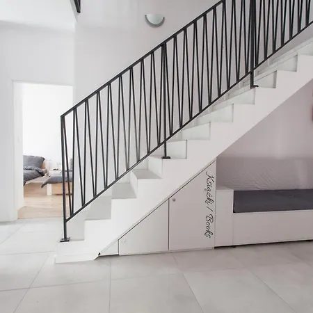 Apartment Lake&city - Komfortowe Blisko Majaland, Jeziora, Lasu Oraz Serca Trojmiasta